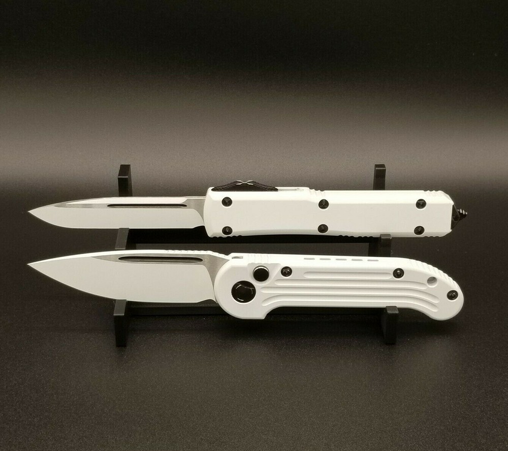 2 Knife Display Stand For Microtech And Others