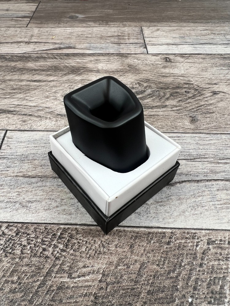 SUPPLY The Single Edge SE Razor Stand (Matte Black) Solid Alloy Rust-Proof