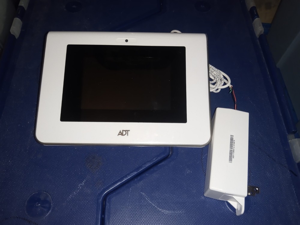 ADT Command 7 All-In-One Smart Home Touchscreen Security Panel ADT7AIO-5 NEW
