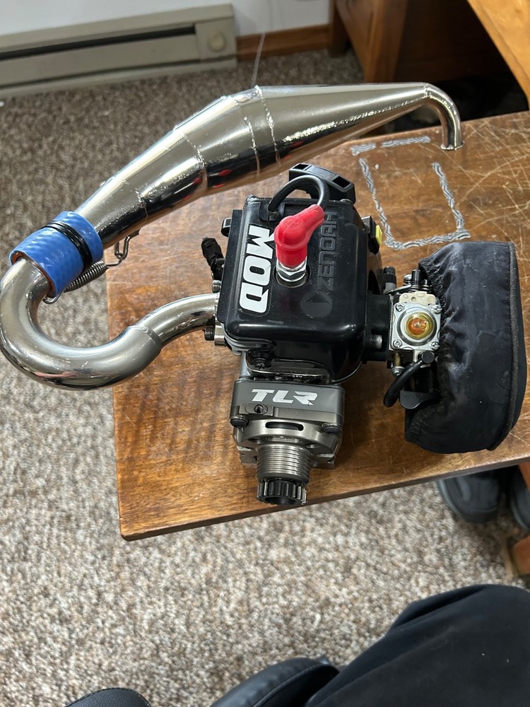 ZENOAH G320RC 32CC ENGINE WITH BARTOLONE MOD TOPEND AND BARTOLONE TUNED PIPE