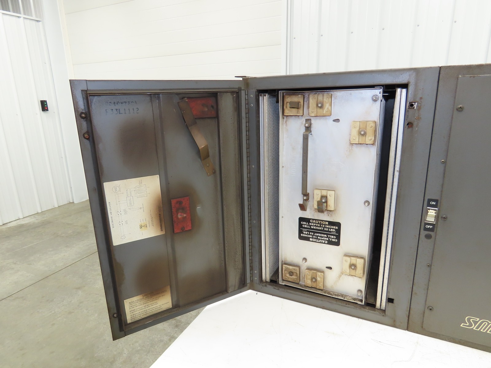 Smokemaster Air Filtration Smoke Eater Filter Ionizer Collector 9400VDC 120V