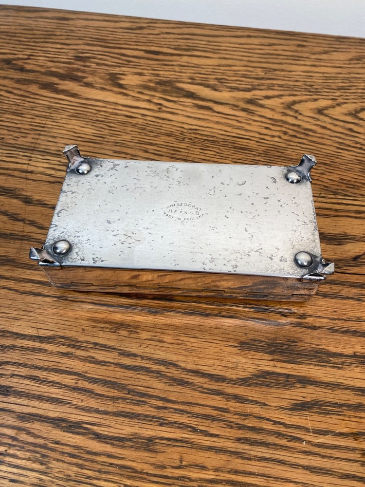 ANTIQUE ARISTOCRAT SILVER PLATE CIGARETTE TABLE TOP MACHINE TOP CASE BOX