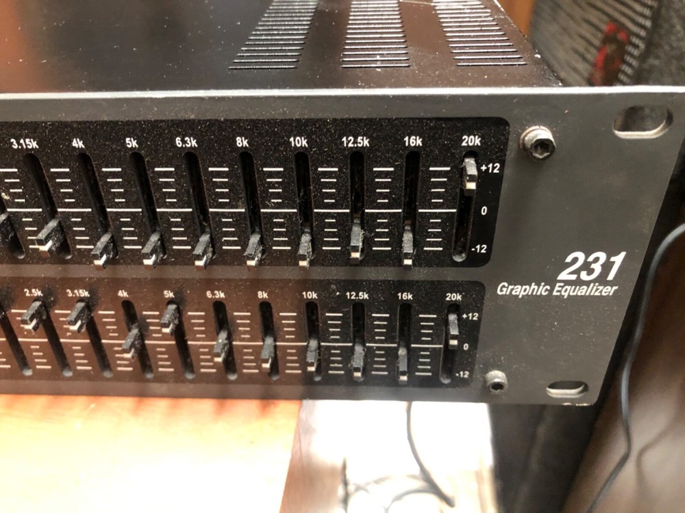 DBX 231 Graphic Equalizer