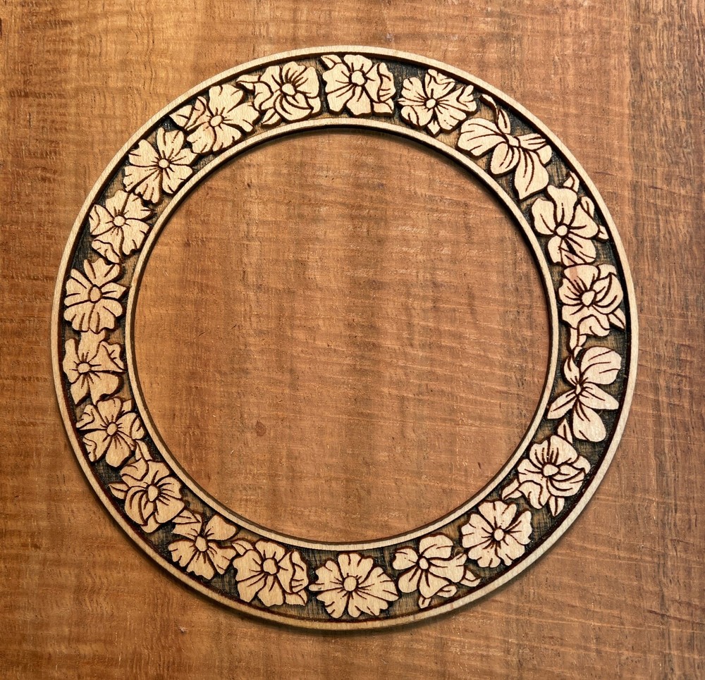 Ukulele Rosette, Uke 2