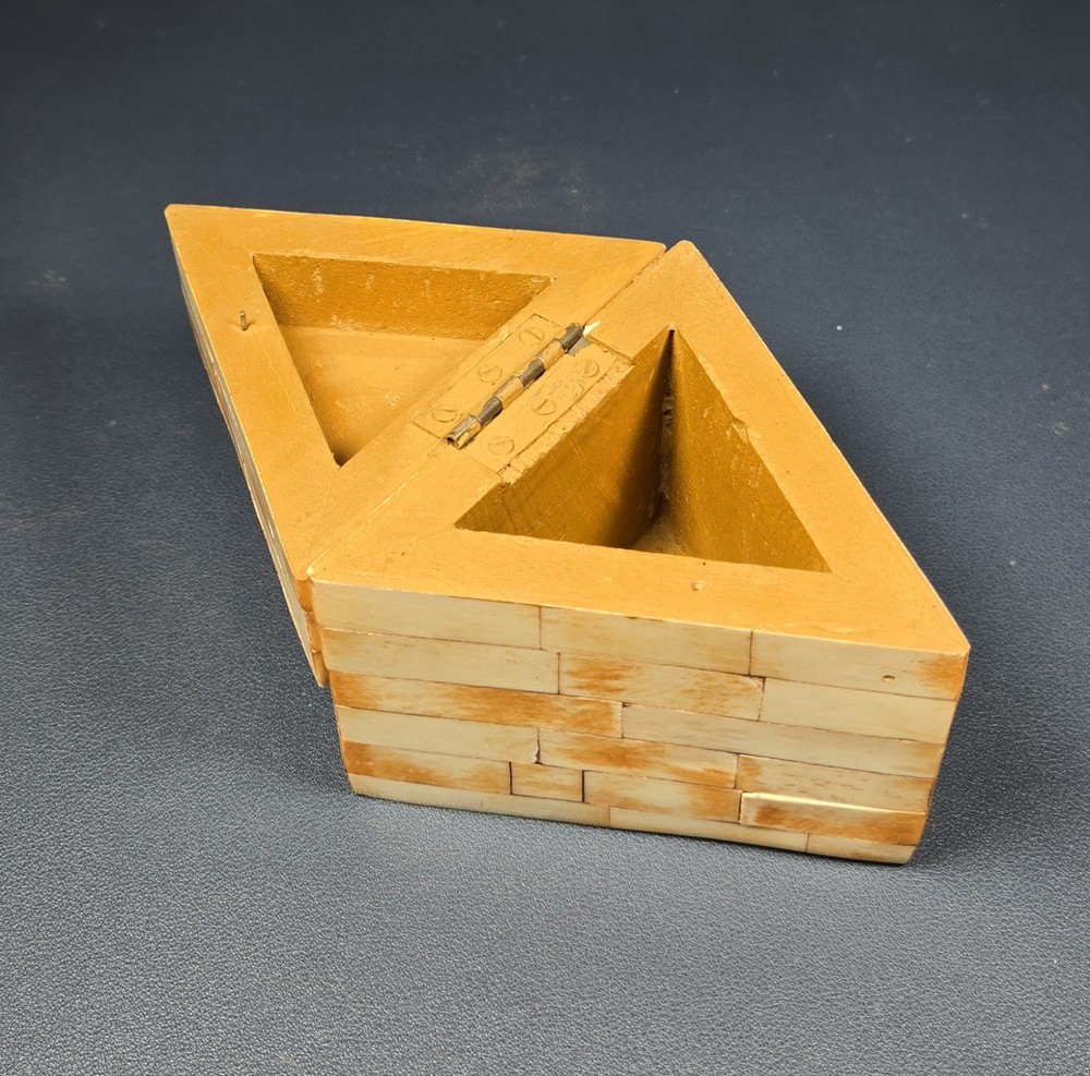 Triangular Jewelry Small Container. Decorative, Bone Inlay CraftsmanshipPyramid