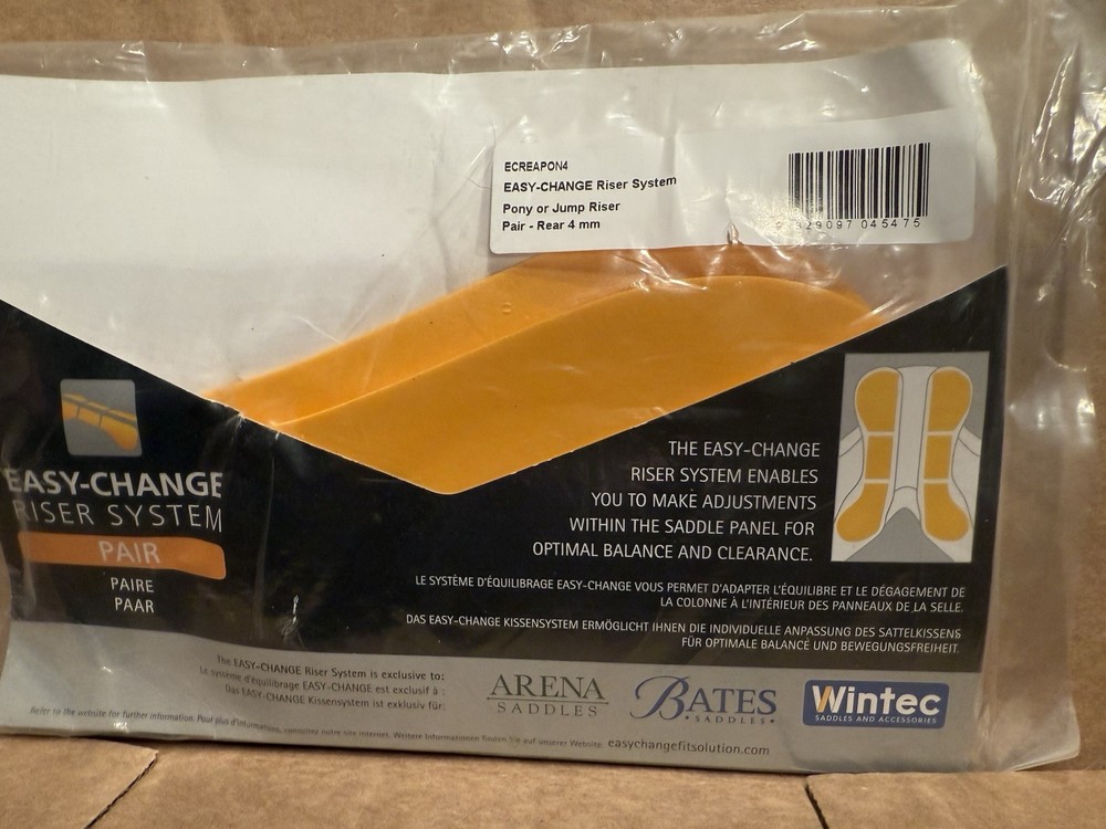 Wintec Bates Easy Change Riser System. Pair - Pony Or Jump Riser. Rear 4 mm.