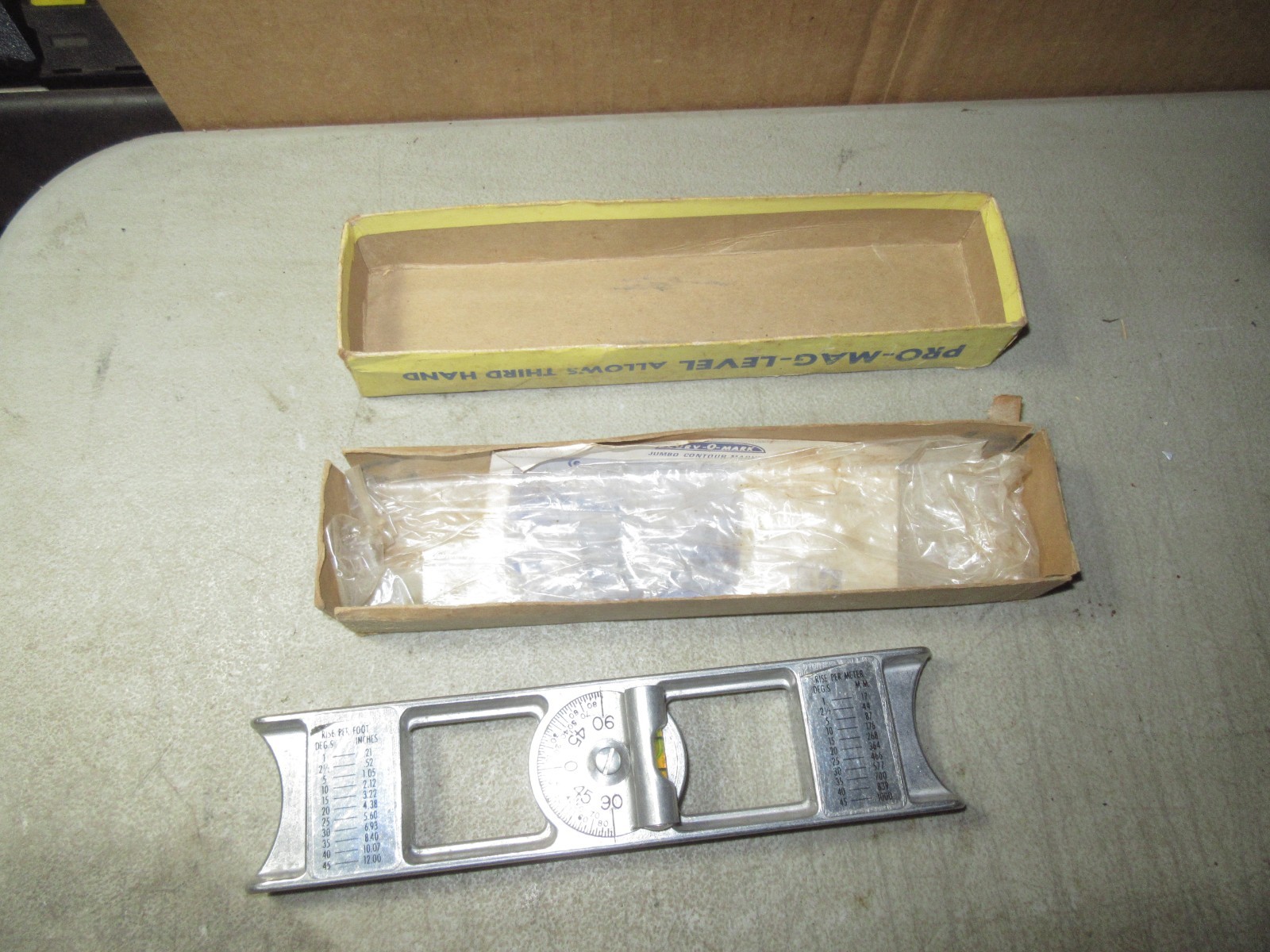 Vintage Pro-Mag- Level CURV-O-MARK Magnetic Inclinometer w/box barely used look