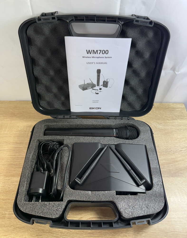 EIKON WM700M Wireless Microphone System UHF Handheld Mic Receiver Kit Case