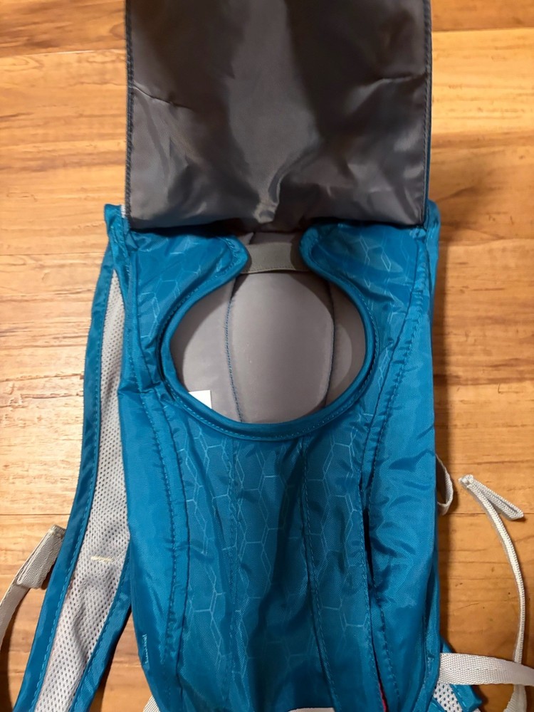 Camelbak Charm Blue/Pink Hydration Minimalist Backpack 1.5L No Bladder
