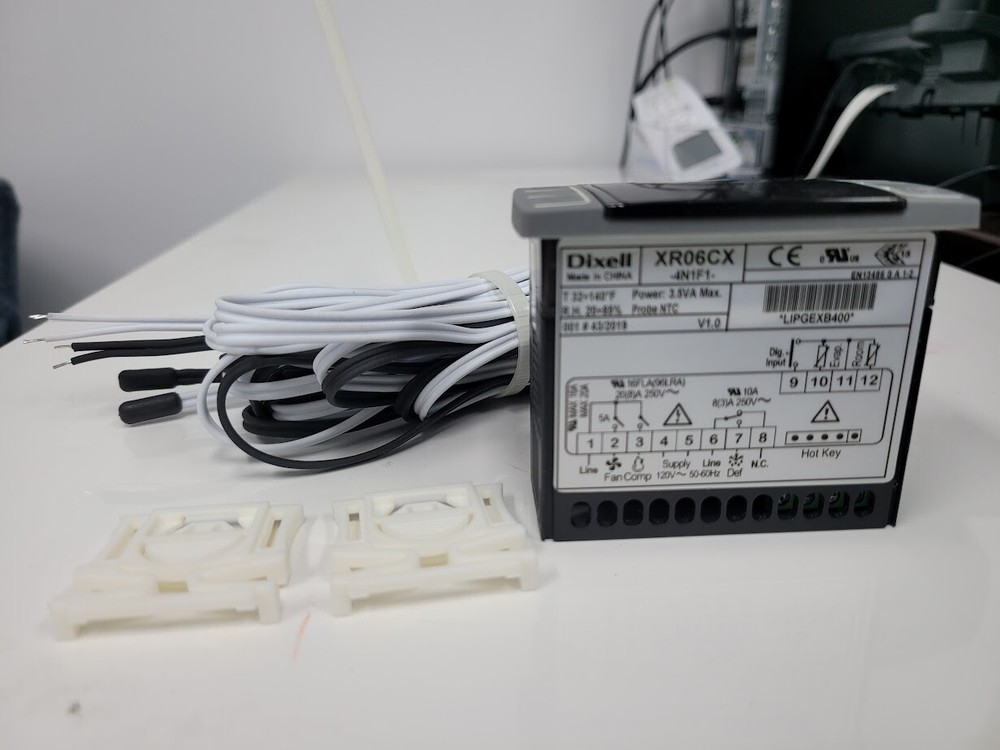 Dixell XR06CX-4N1F1Refrigerator DigitalTemp.Controller110V-Panel,Probes,Brackets