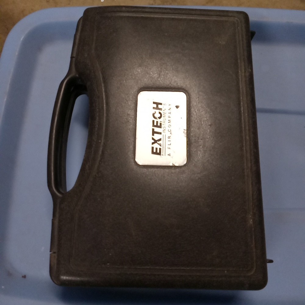 extech instruments hd200 Differential temperature data logger Needs Cleaned