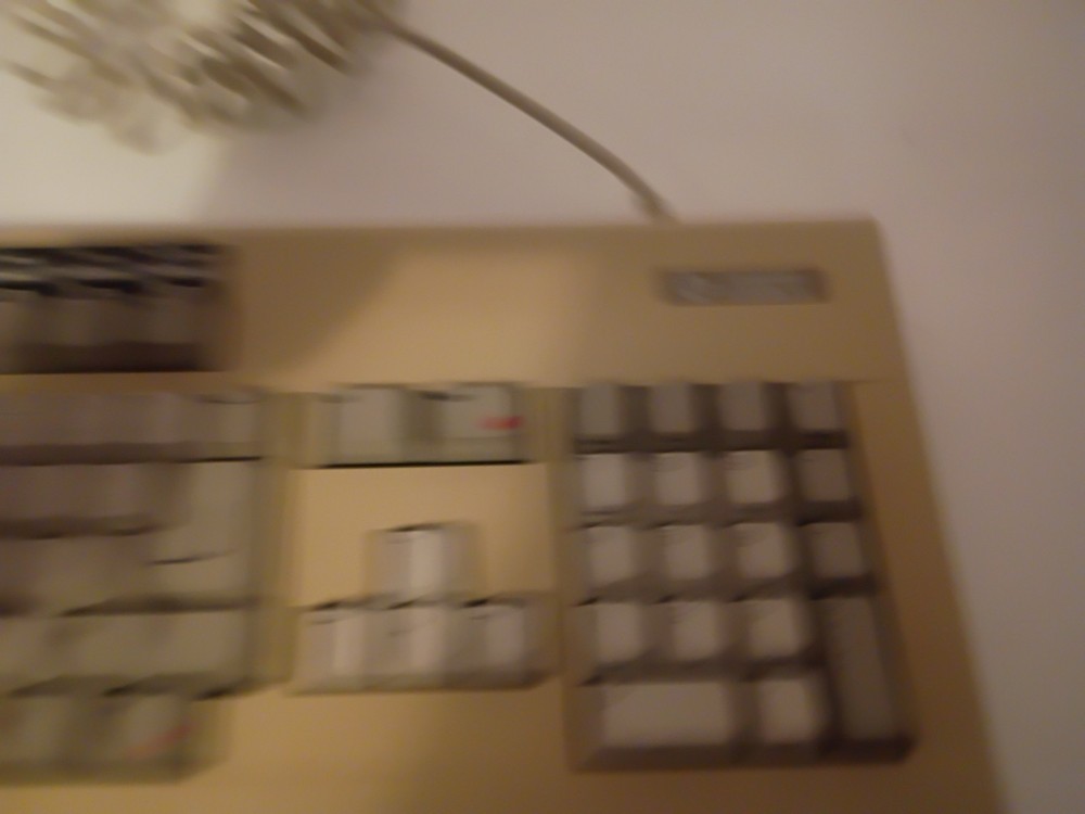 Commodore Amiga Computer Keyboard KKQ-E94YC -2000/3000 - Clean Untested