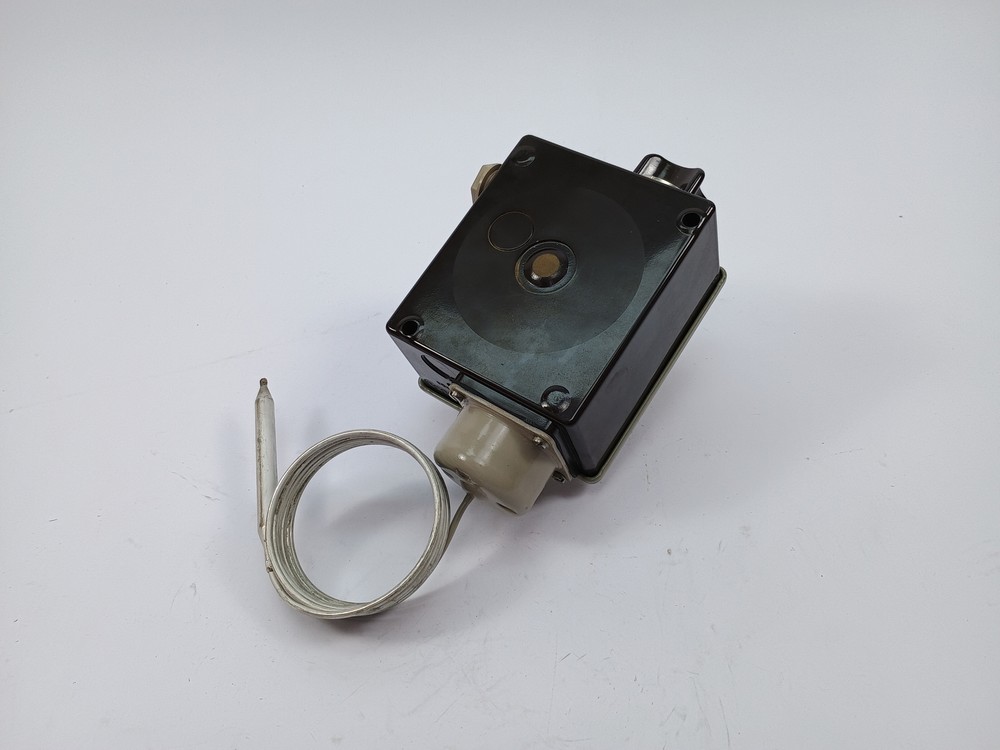 Danfoss 017L003066 Thermostat RT 8L