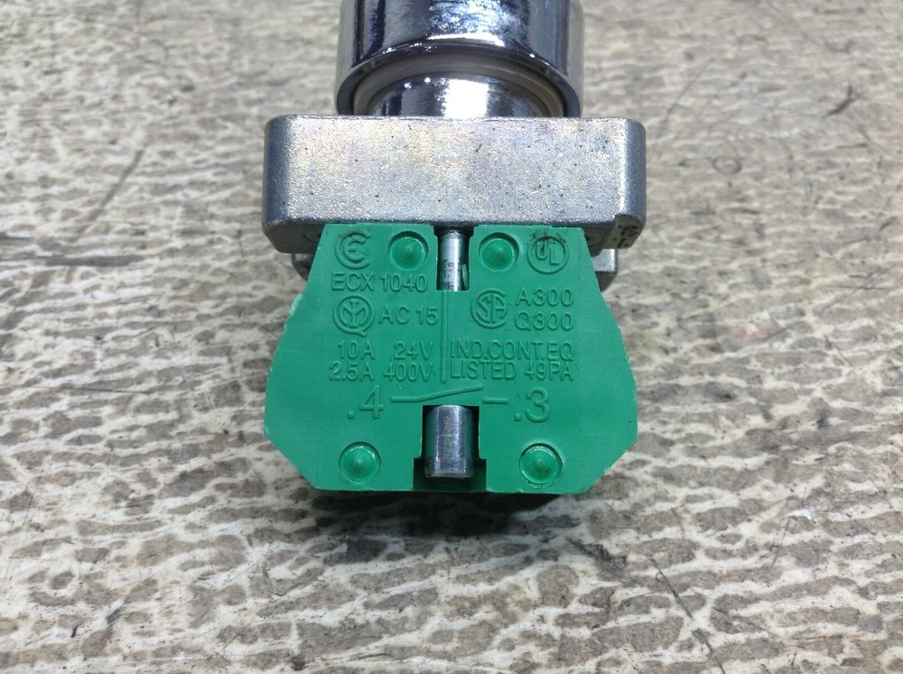 Automation Direct ECX 1040 Black Momentary Push Button ECX1040 (TSC)