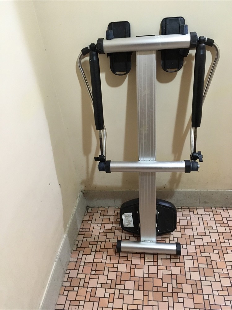 Precor USA 612 Rowing Machine 525140