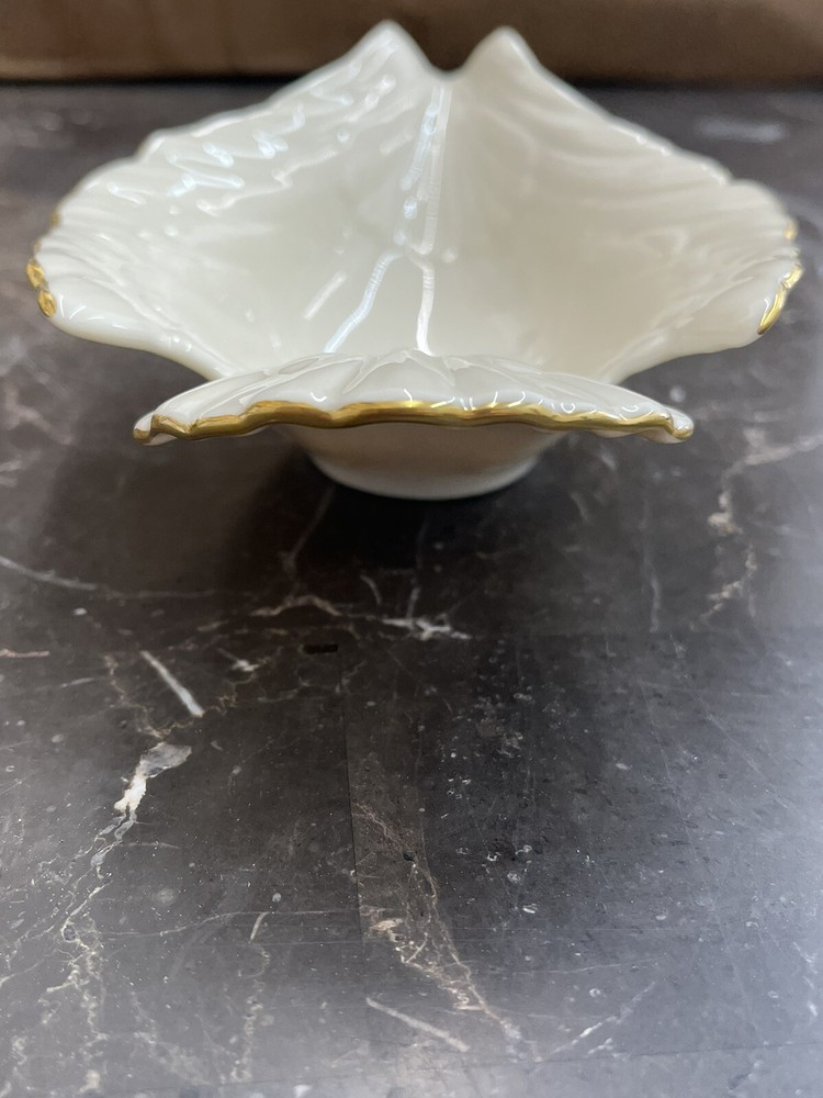 8” LONG LENOX FISH CANDY/NUT DISH MADE IN USA