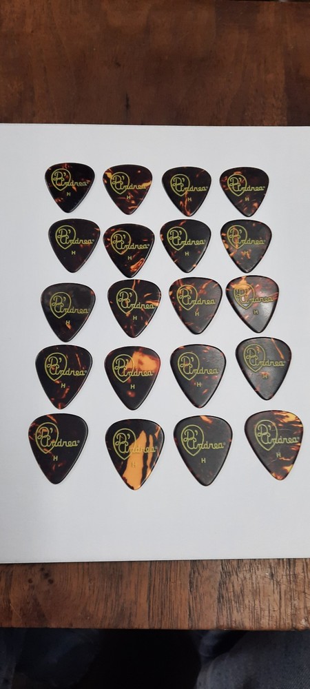 (20) D'Andrea Heavy Picks-Unused