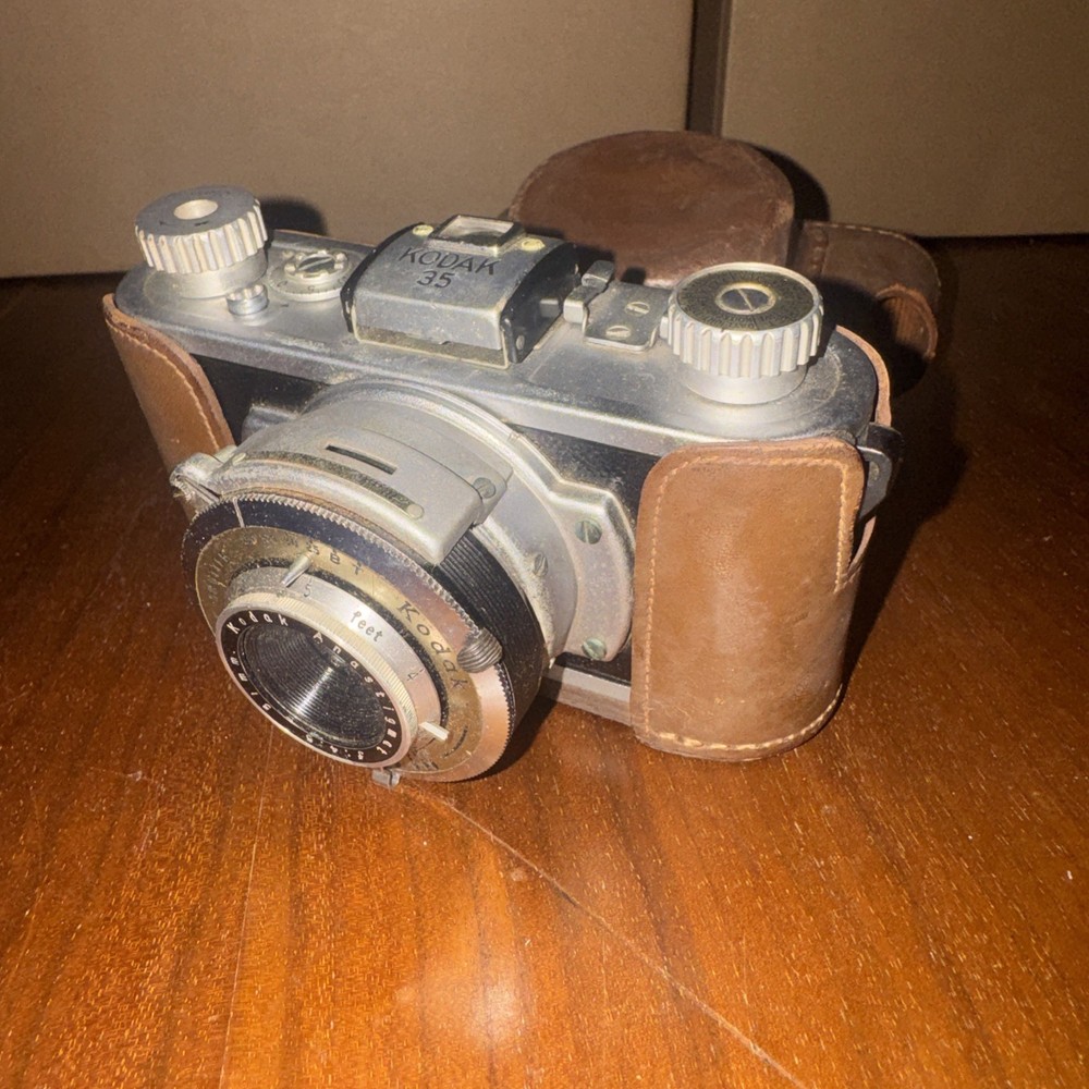 KODAK 35 F 4.5 Flash Diomatic Shutter With Case Untested As-Is
