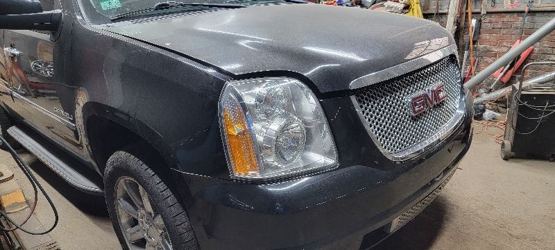 2014 GMC Yukon Camera/Projector Left Driver Radar Unit, Quarter Mounted