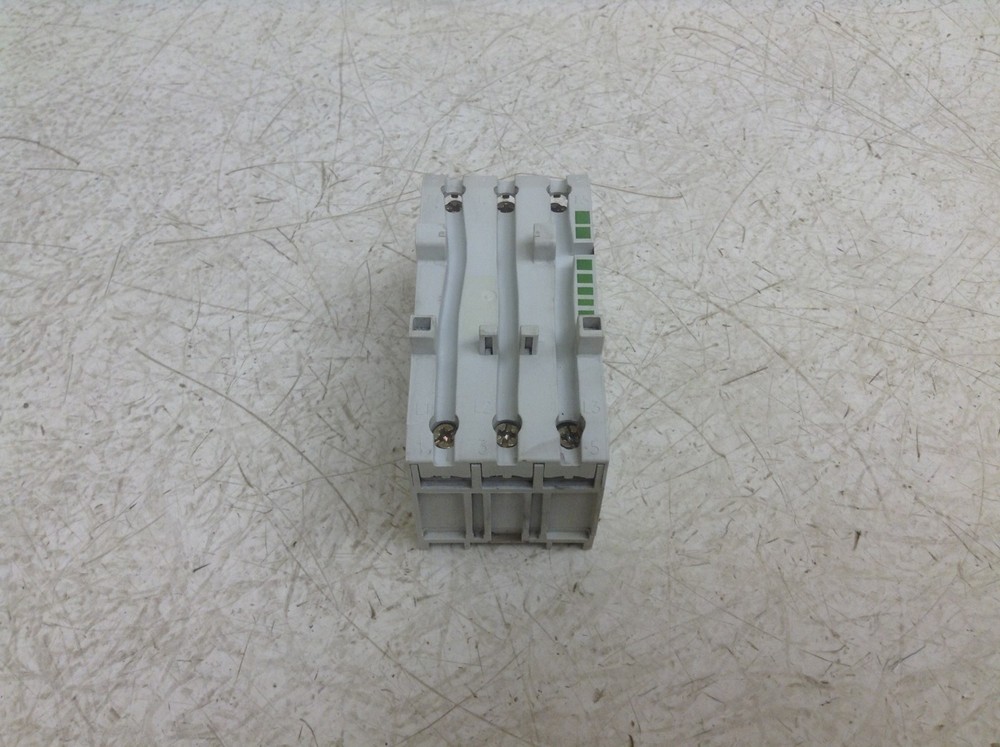 Moeller Klockner CL-PKZ0 Motor Protector Basic Unit 600 VAC 25 AMP CLPKZ0