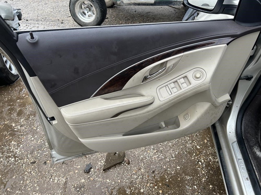 LACROSSE 2014 High Mounted Stop Light 104743898