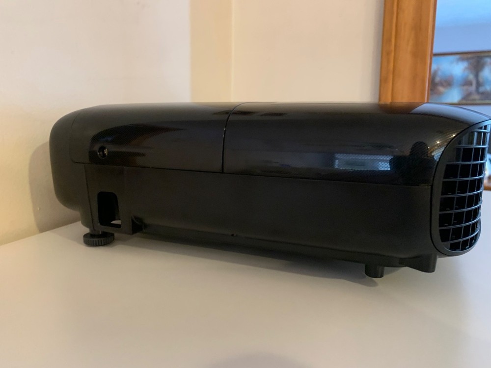 Epson Pro EX9240 1080p Wireless Projector Bundle + j5create Wireless HDMI Extend