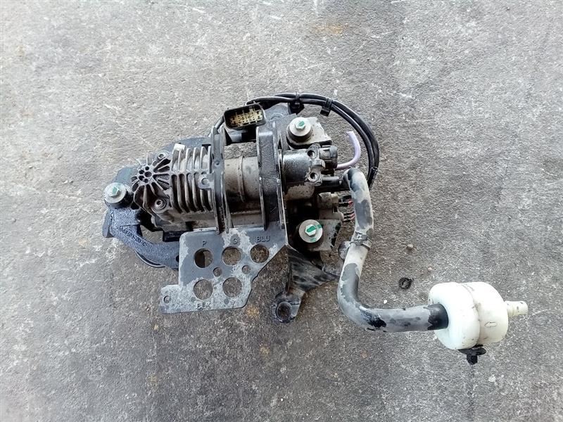TESLA S 2014 Suspension Pump 318532