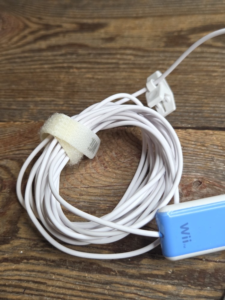 Wii PDP Headbanger White Ear-Hook Headsets