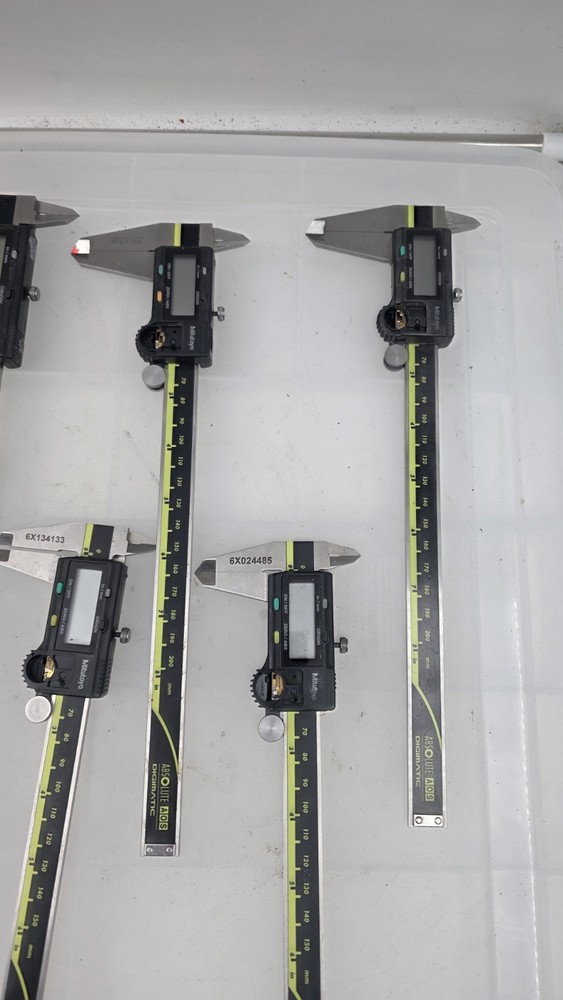 set Mitutoyo Absolute Digimatic Caliper aos Untested
