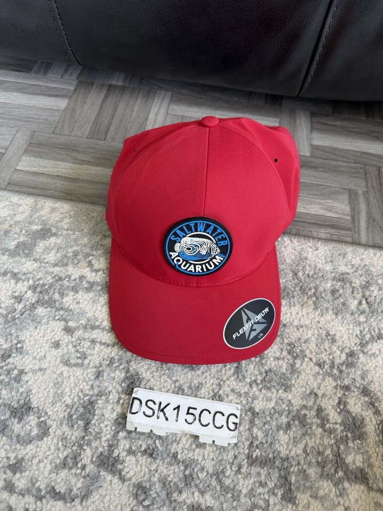 SALTWATER AQUARIUM RED RUBBER PATCH LARGE/EXTRA LARGE HAT NEW WITHOUT TAGS