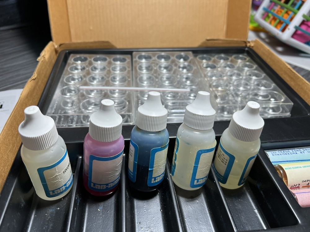 LAB-AIDS Science Lab Introduction to PH Measurement 80, partial bottles