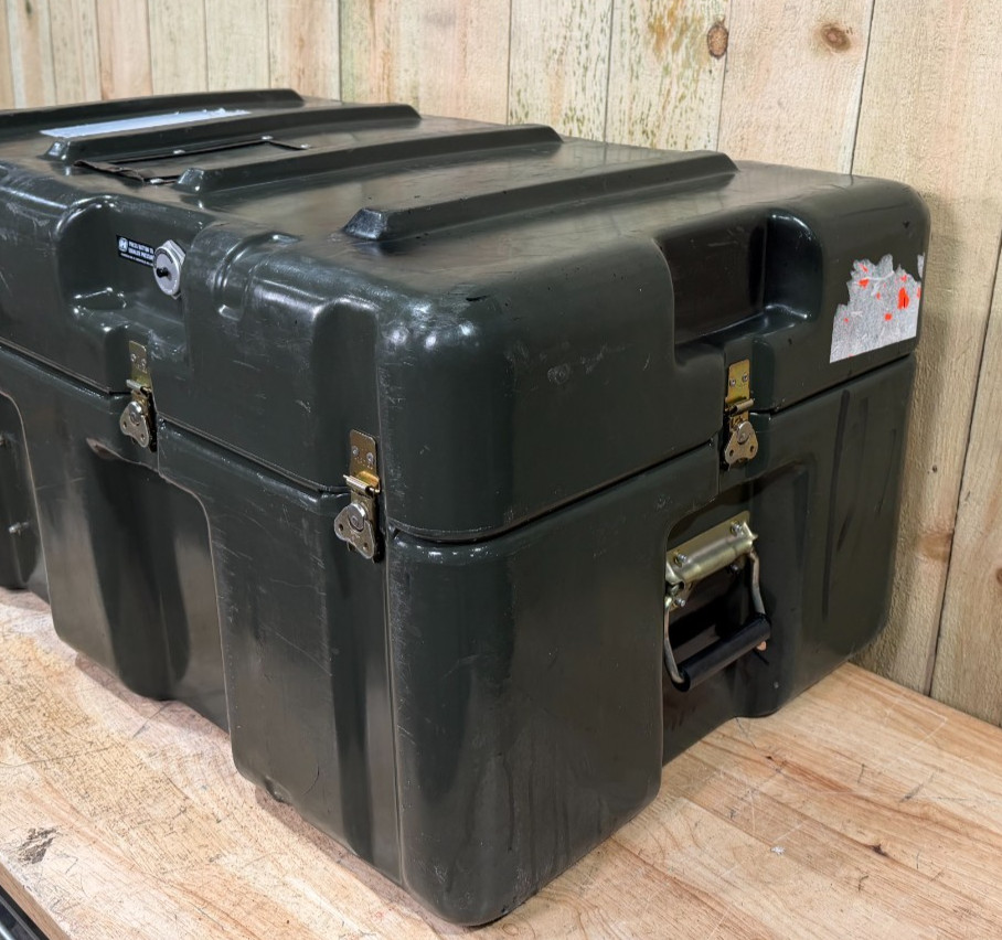 Pelican Hardigg Case 37x21x17 Green Waterproof Storage Footlocker