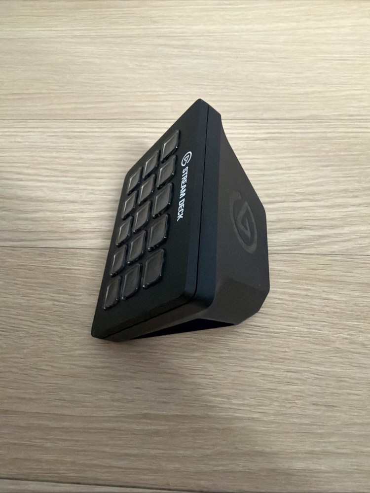 Elgato Stream Deck MK.2 Full-size Wired USB Keypad with 15 Customizable LCD Keys