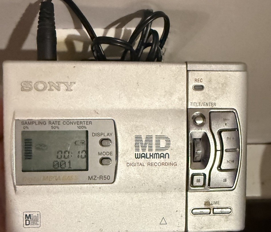Sony MZ-R50 MiniDisc Recorder Tested *See Description *