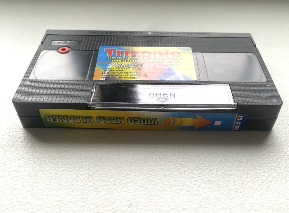 VHS VCR Video Head Cleaner (CLEANING SOLUTION NOT INCLUDED)