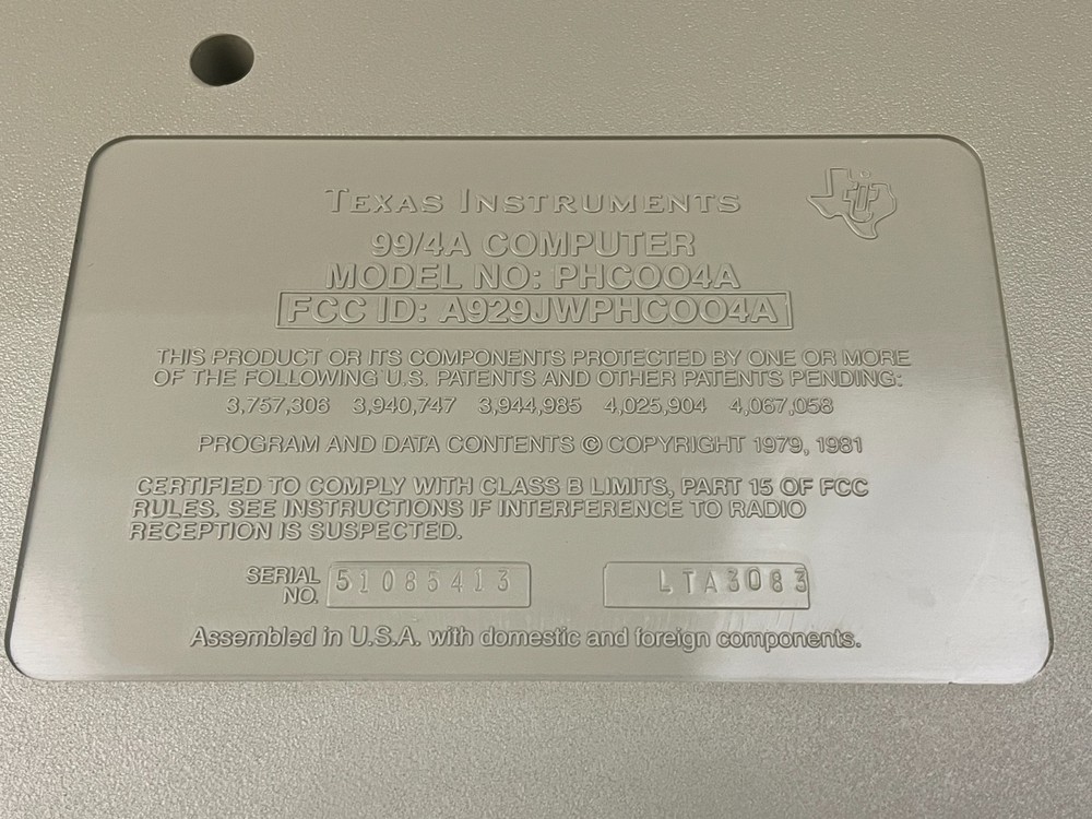 TI-99/4a Computer - Texas Instruments Model PHCOO4A - UNTESTED