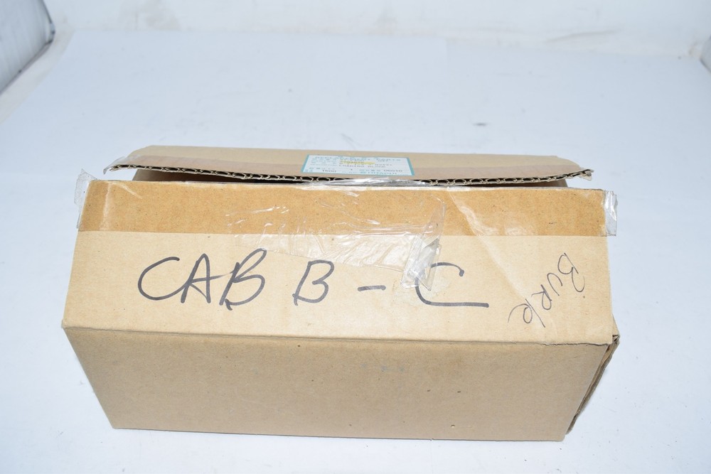 NEW Hitachi 7794875 LOADING BLOCK VT-F400