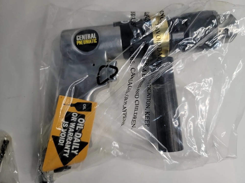 CENTRAL PNEUMATIC 1/2" Reversible Air Drill, Model# 98896 New
