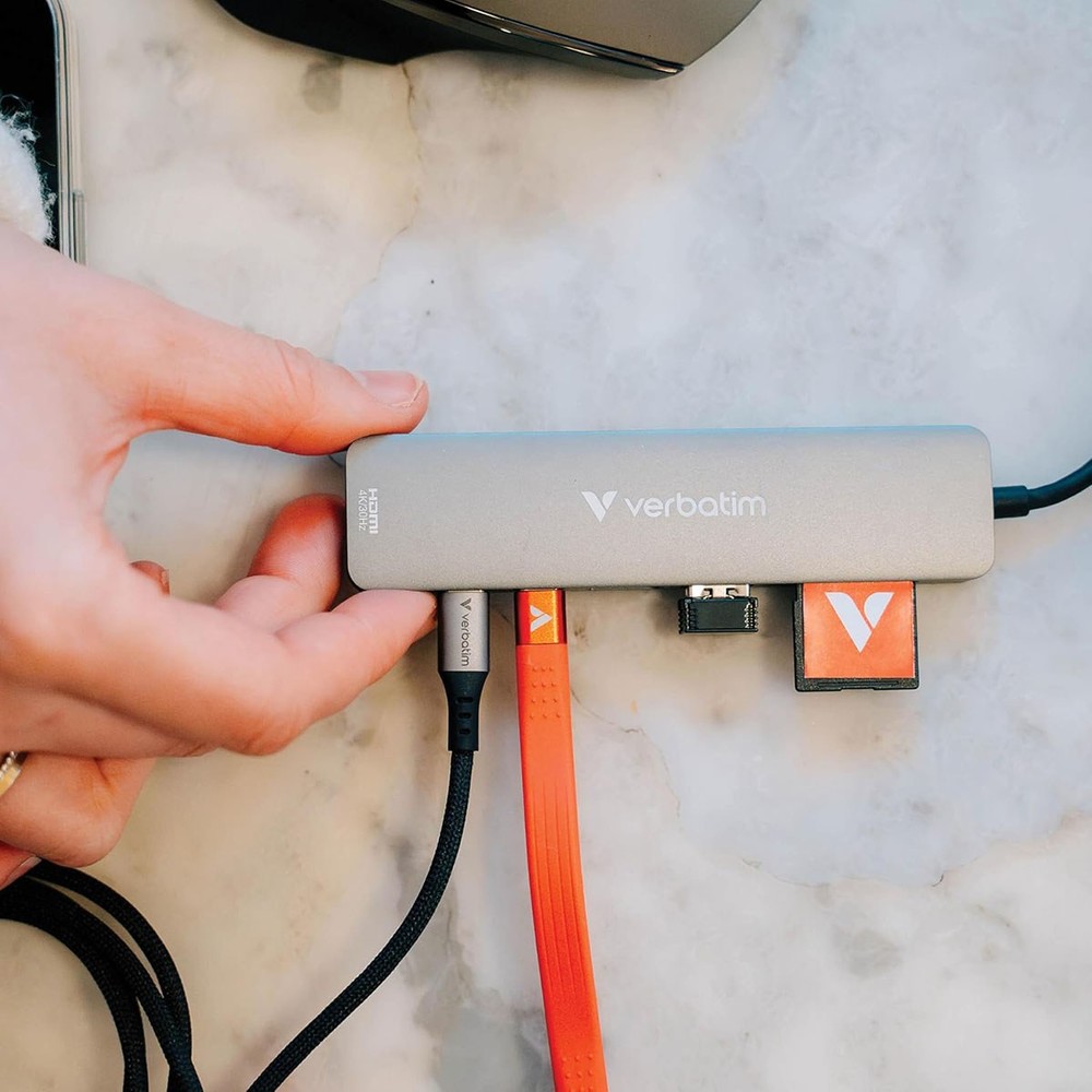 Verbatim Essentials 100W 7-Port USB-C Multiport Hub