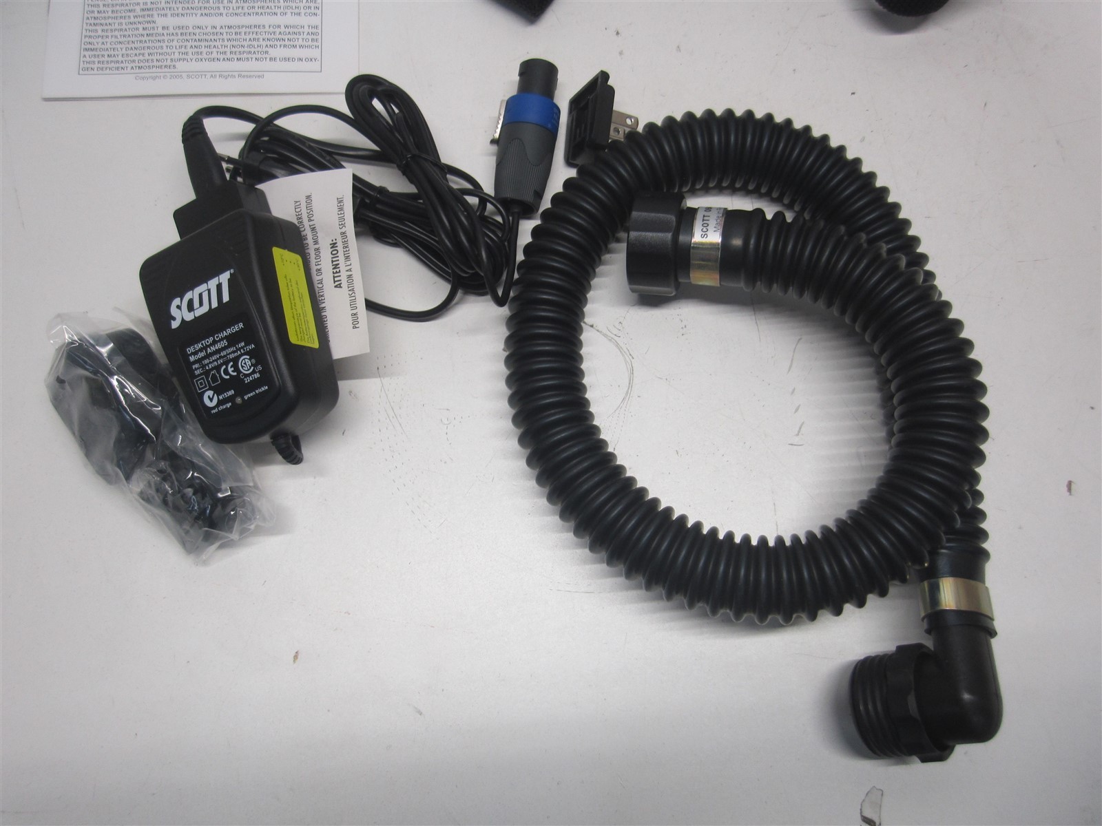 Scott Health and Safety (064083) Proflow 2 Powered Air Respirator and Charger