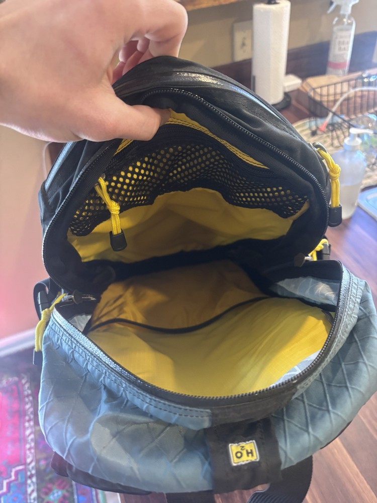 MOUNTAINSMITH Hiking Backpack (Wraith)