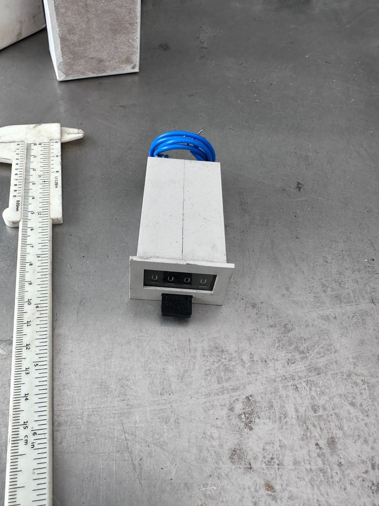 Redington Counters D2-4904