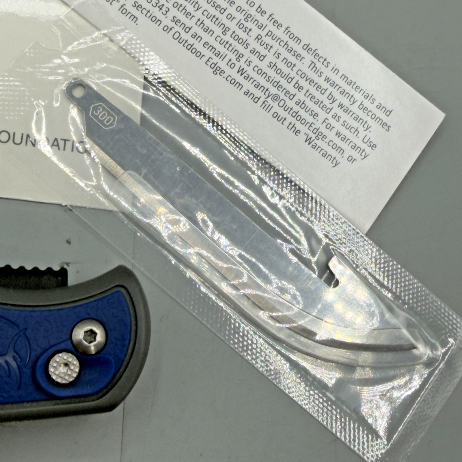 NEW RMEF Outdoor Edge Knife Set NIB Never Used Extra Blade