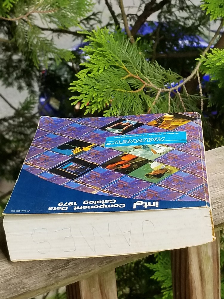 VINTAGE ELECTRONICS BOOK DATA 1979 INTEL COMPONENT DATA CATALOG