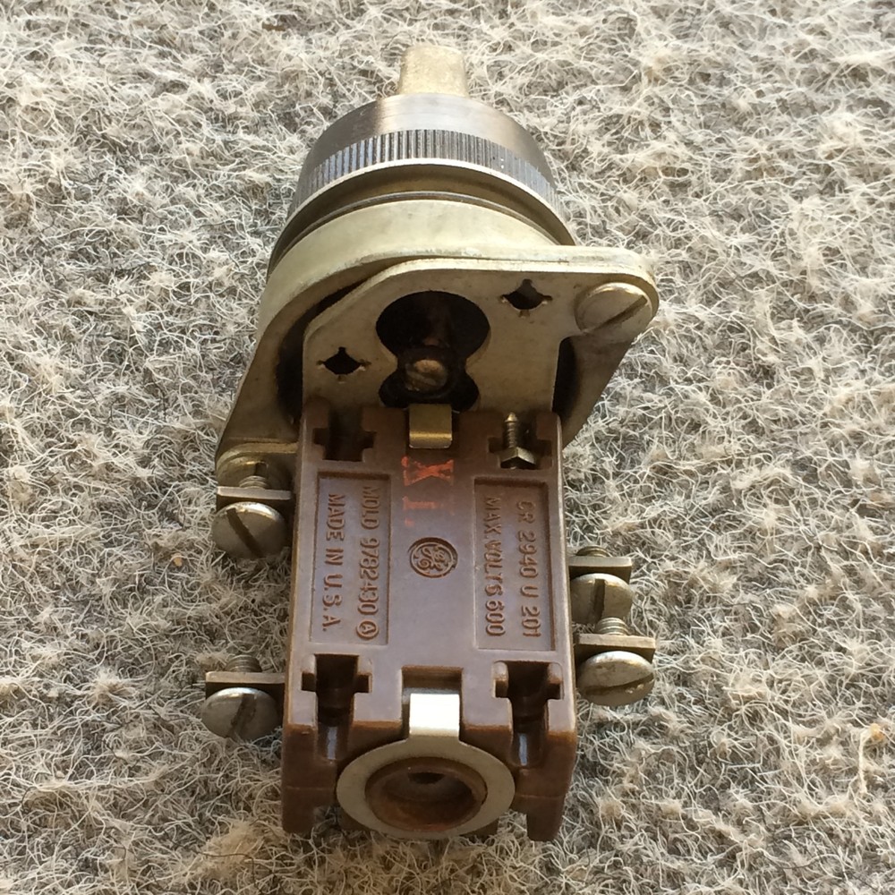 General Electric Control Switch Assembly P/N CR2940U201