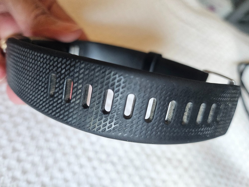 Fitbit Charge 2 READ DESCRIPTION