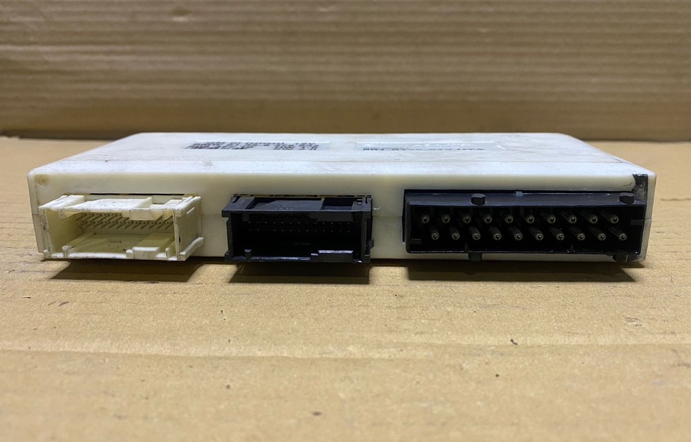 BMW Body Control Module 6920819 E38 and E39 models E53 X5