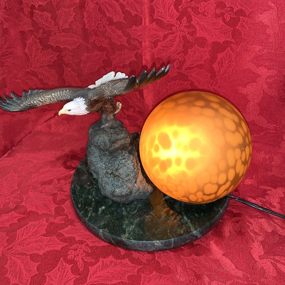 Eagle sculpture Lamp Bronze And Stone Marble Base.