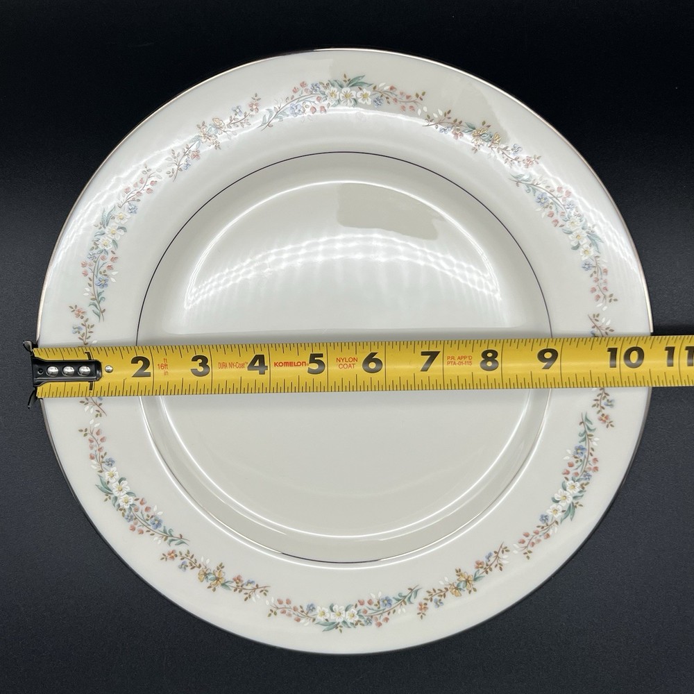 Gorham Rondelle Porcelain 5 Piece Place Setting