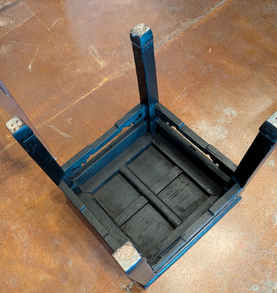 Antique Chinese MING SIDE TABLE End Table - Excellent Condition